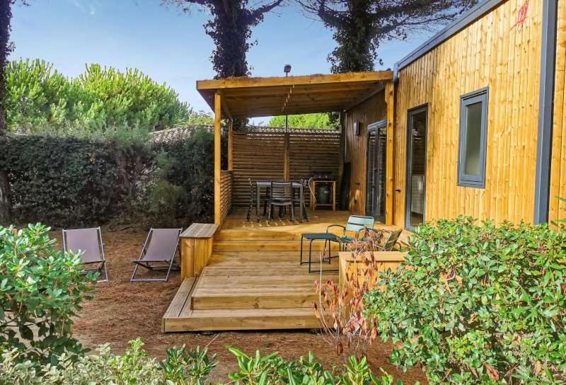 Camping Le Suroit Le Bois-Plage-en-Ré Exterior foto